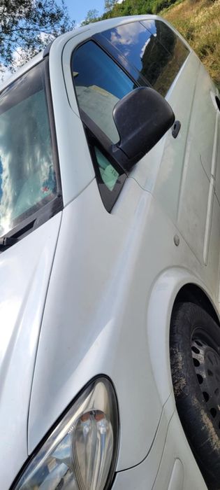 Vând Mercedes vito