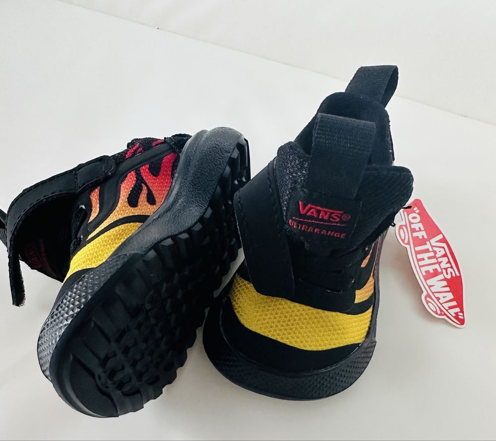 Бебешки обувки Vans