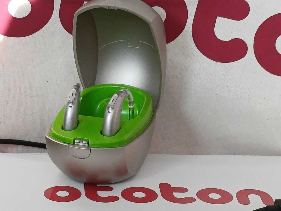 Слухови апарати със зарядно устройство