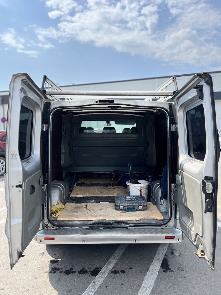 Opel Vivaro 2.0D