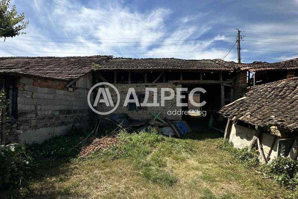 Продава се Къща в с. Гецово, Област Разград - 55 кв.м за 788 €/кв.м - Снимка #2