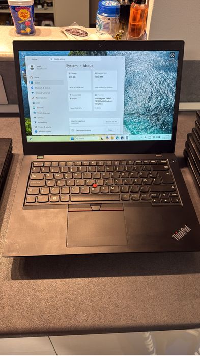 Laptopuri Lenovo mai multe modele