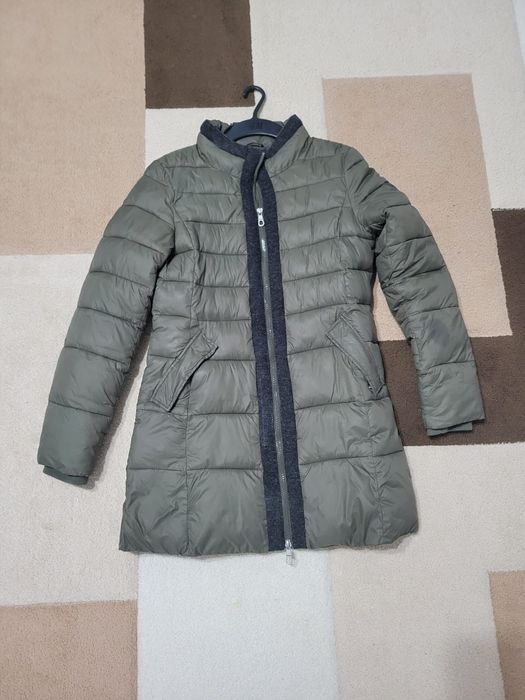 Geaca guess marimea S