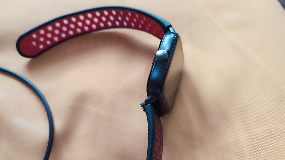 Продавам smartwatch Xiaomi Amazfit GTS 2