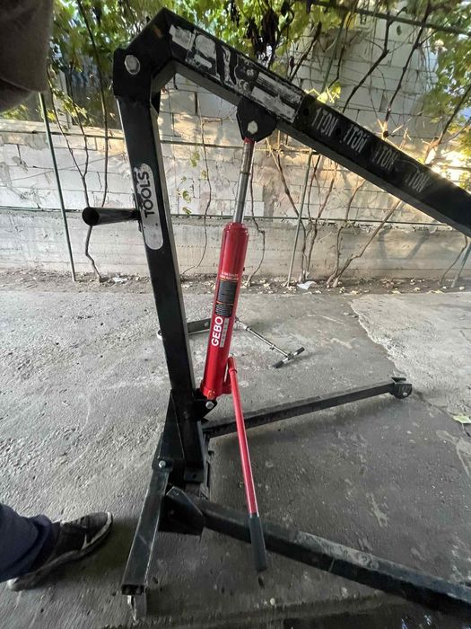 Girafă macara hidraulica scos motor cilindru nou 8 ton