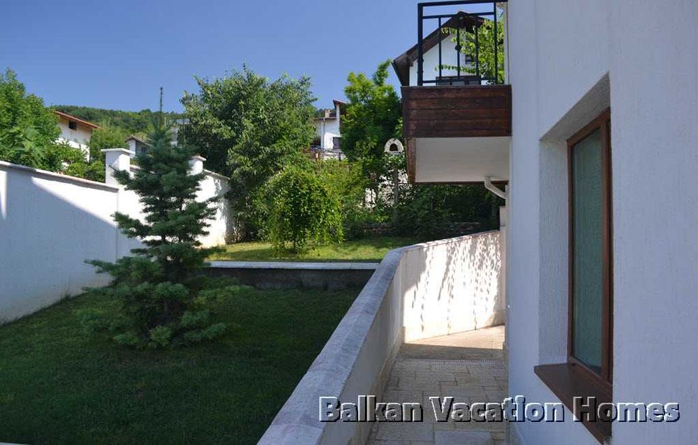 Двустаен апартамент с морска гледка в покрайнините на Балчик