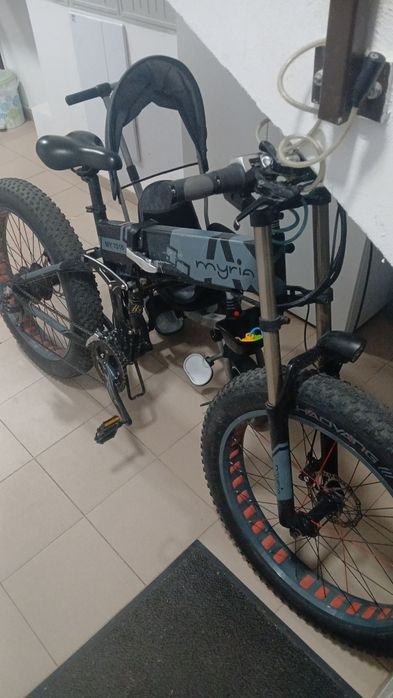 Vând bicicleta electrica mirya