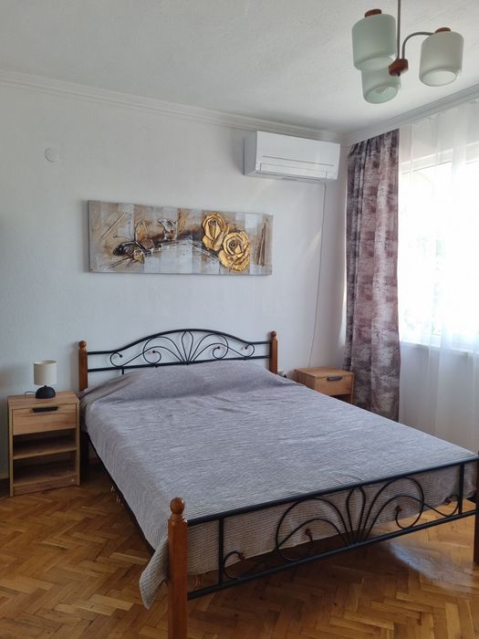 Продажби. Етаж от