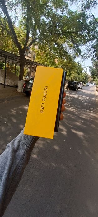 Realme 4/128GB...