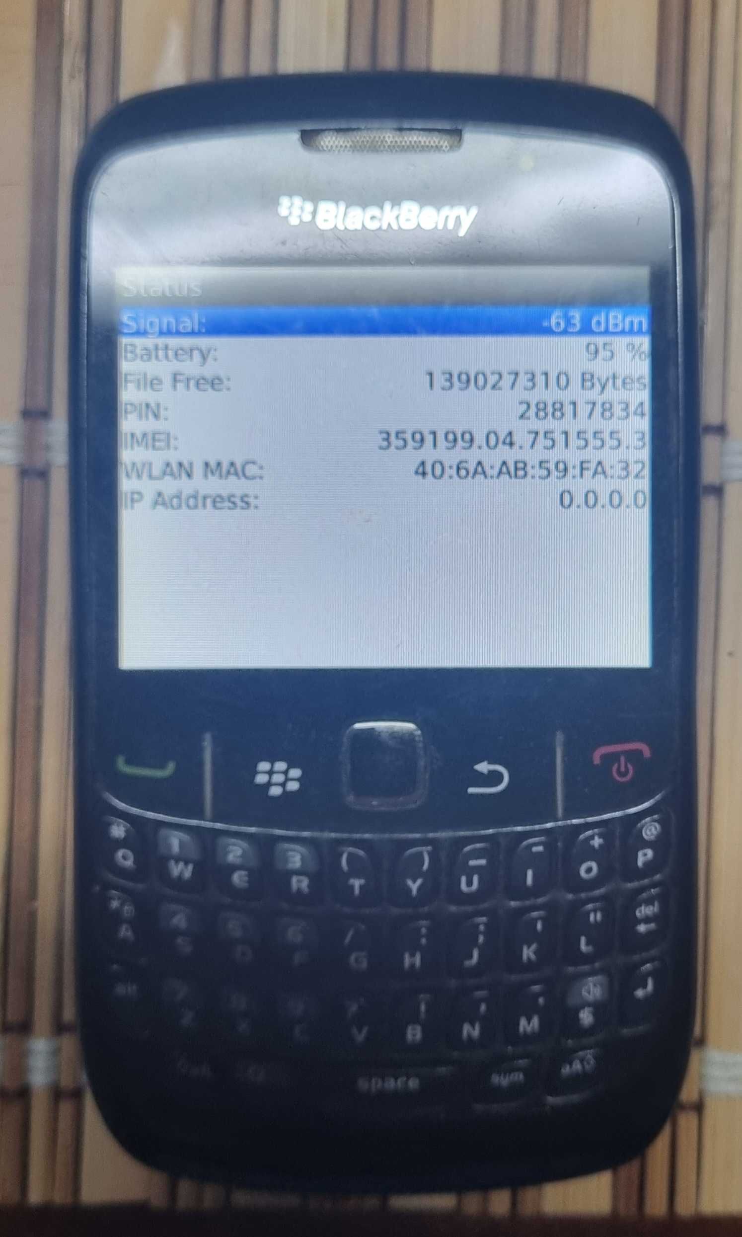 Telefon Blackberry CURVE 8520