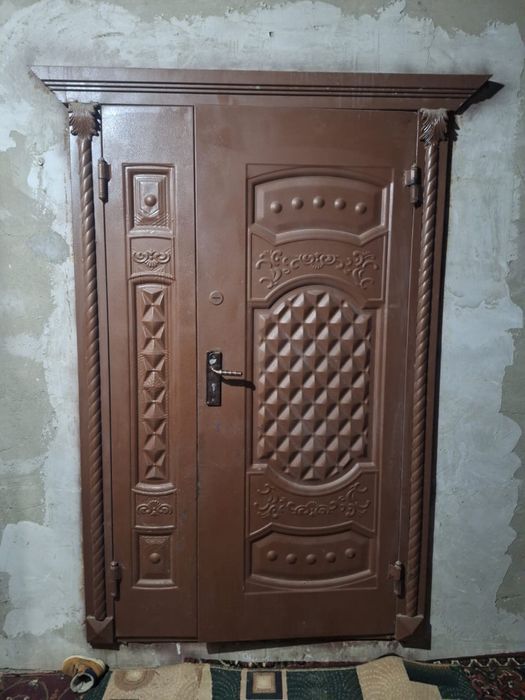 Входные двери железные