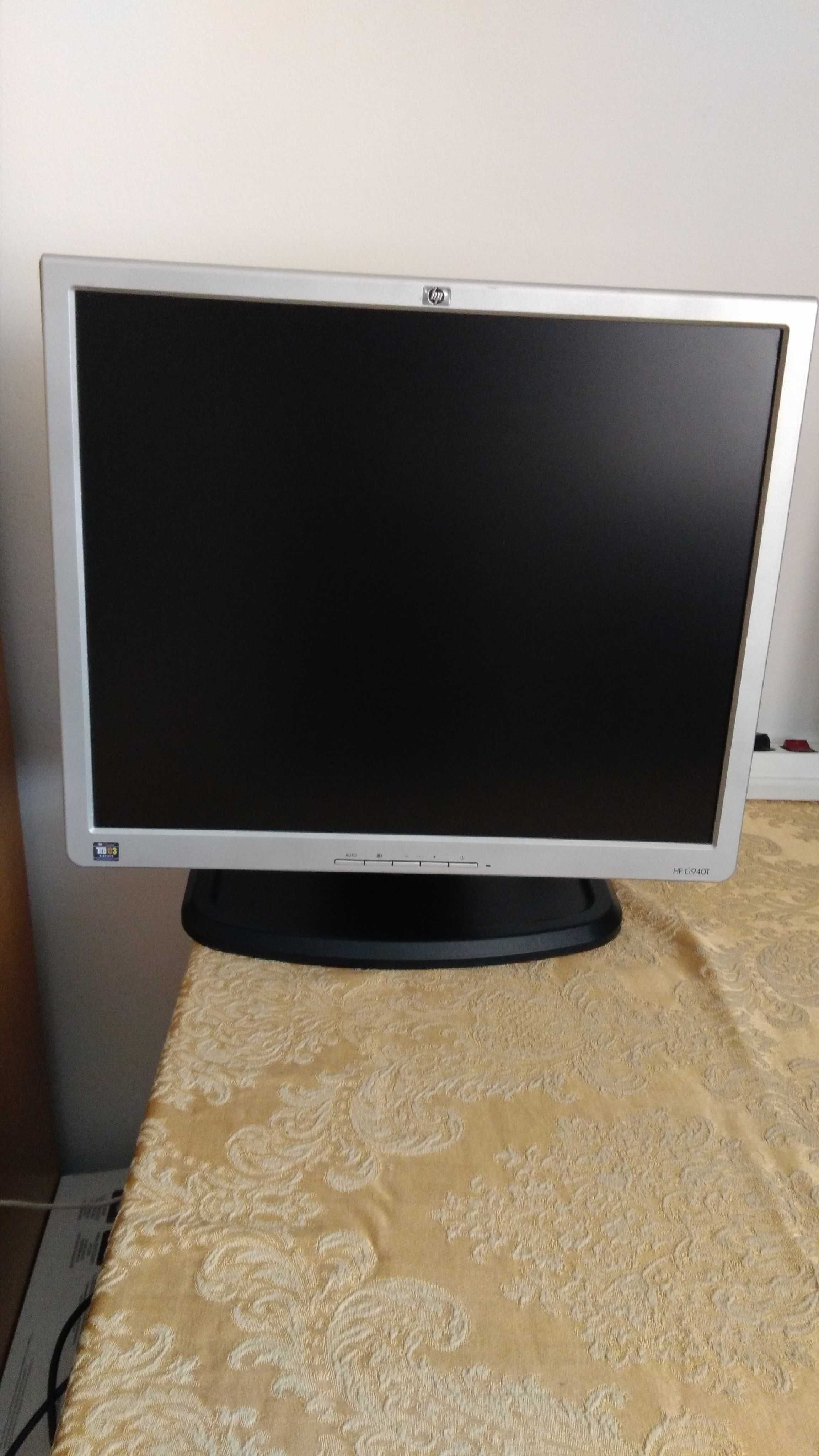 Monitor HP L1940T 19"