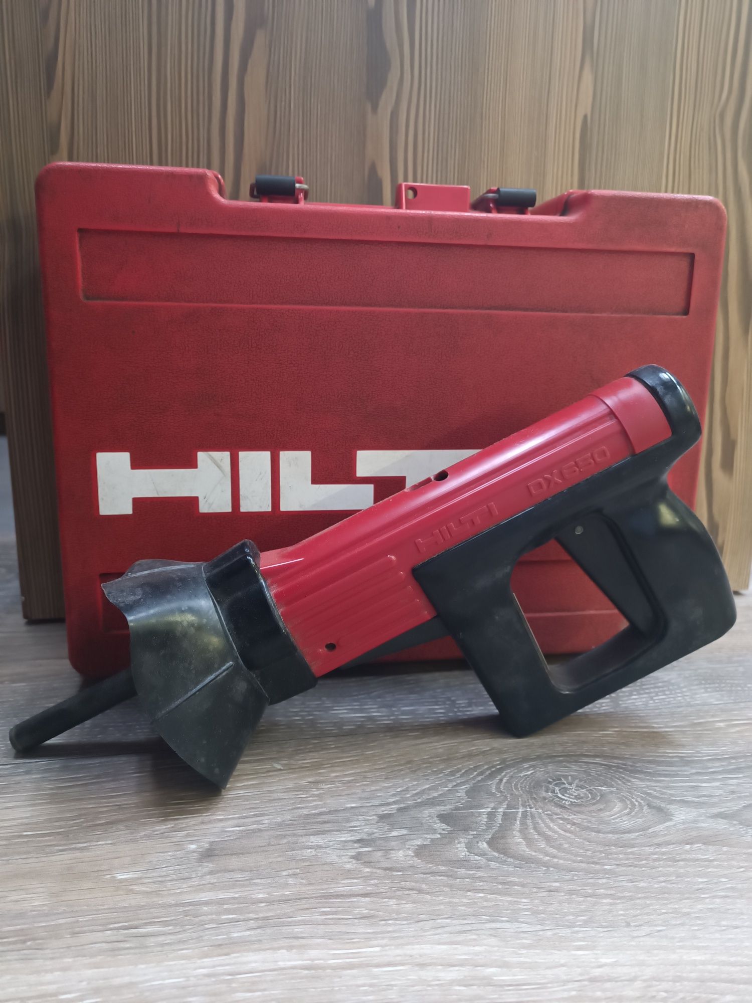 Пистолет за директен и бърз монтаж Hilti DX 650