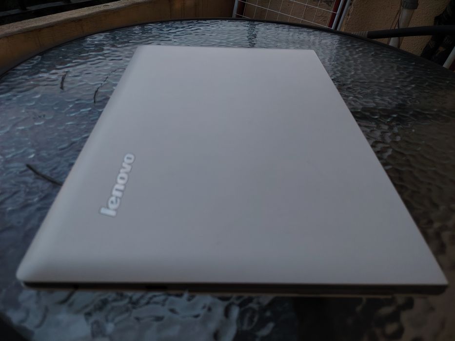 Само за 299 лева ! Много запазен лаптоп Lenovo Z 50-70 с 2 видео карти