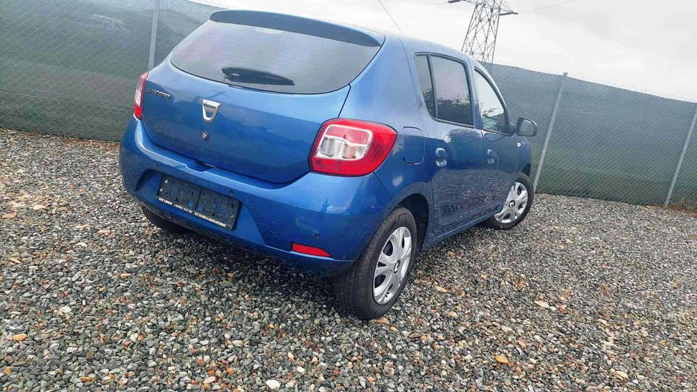 Dacia SANDERO an 2015 0.9 benzina 90 cai EURO 5 NAVI