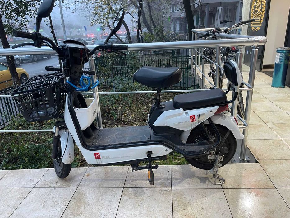 NDP Amanet NON-STOP Bld.Iuliu Maniu 69 SCUTER ELECTRIC (44612)