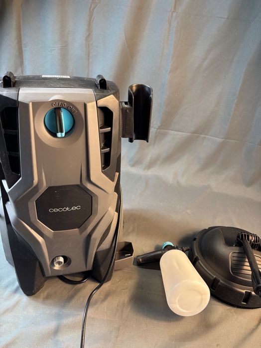 Cecotec Hidropulverizator HydroBoost 2400 W pentru piese