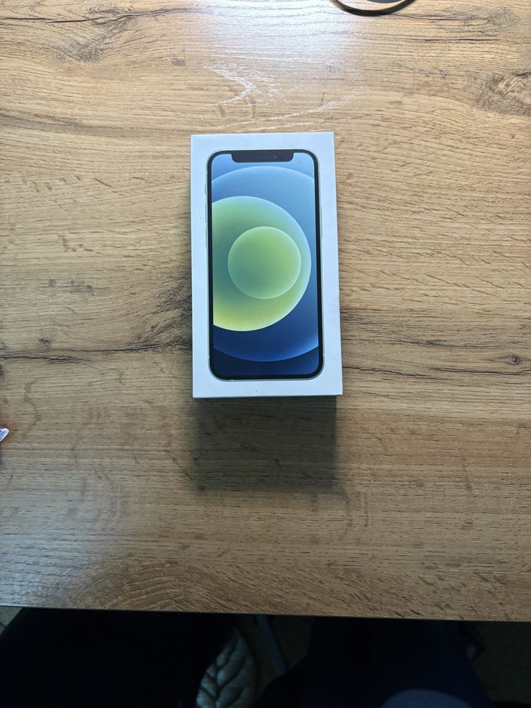 Iphone 12 mini green