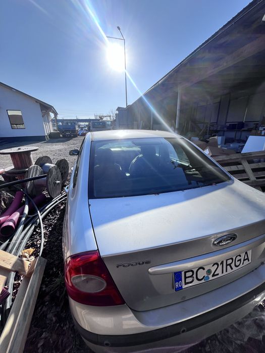 Ford Focus 1.6 benzina Dezmembrari