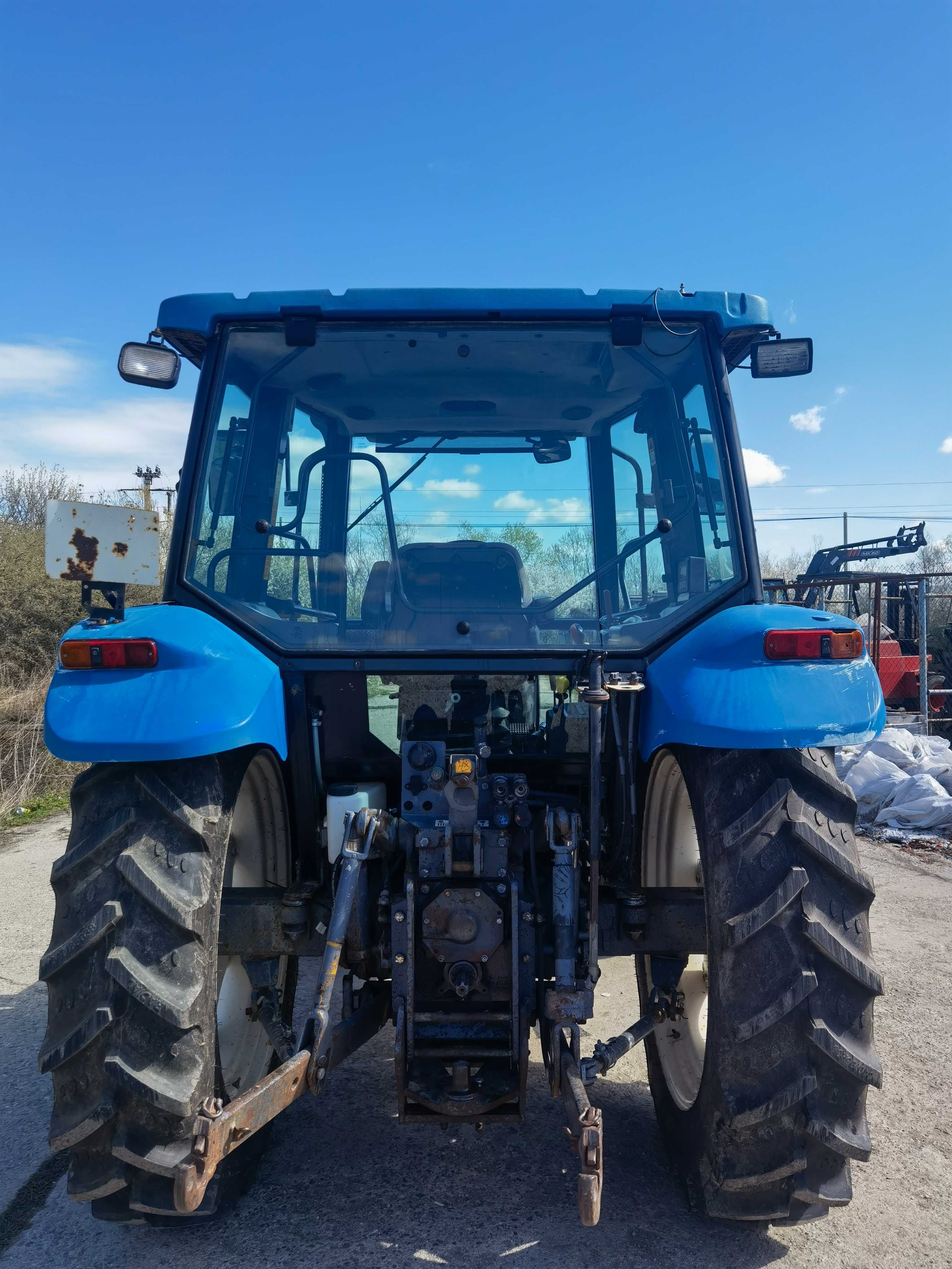 Tractor New Holland TL 100