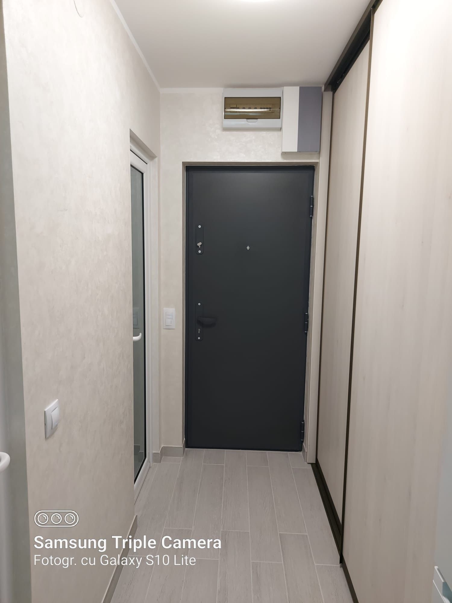 Proprietar închiriez Apartament 1 camera decomandat lux,nou.
