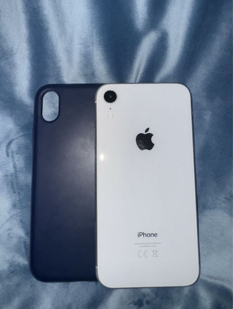 Продам Iphone XR