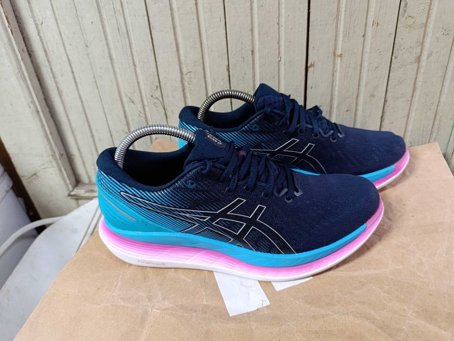 ''ASICS GlideRide 2''оригинални маратонки 42 номер