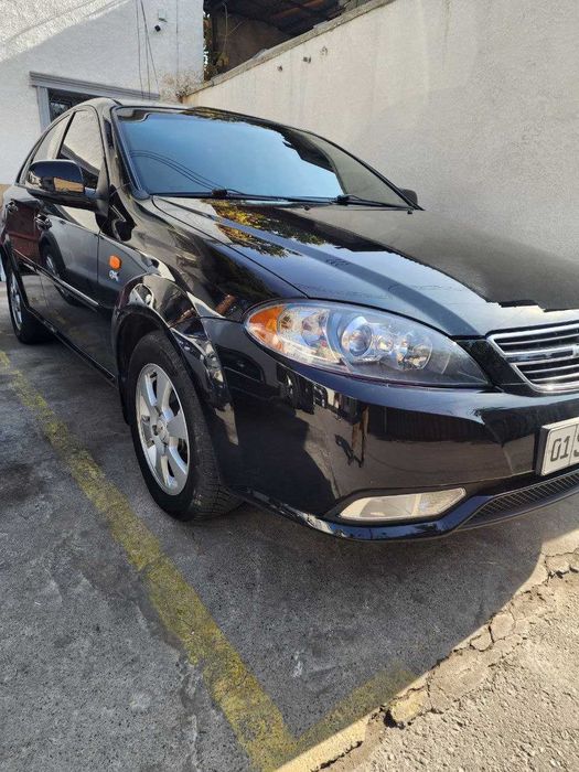 Лачетти сотилади