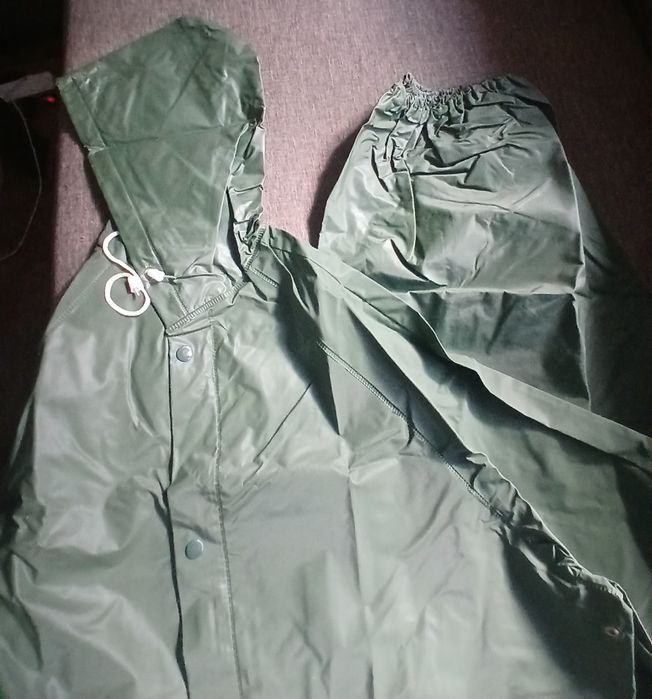 Дъждобран от PVC/полиестер