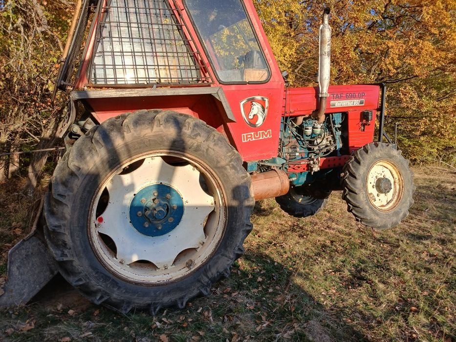 Tractor forestiere an state foarte bună 651