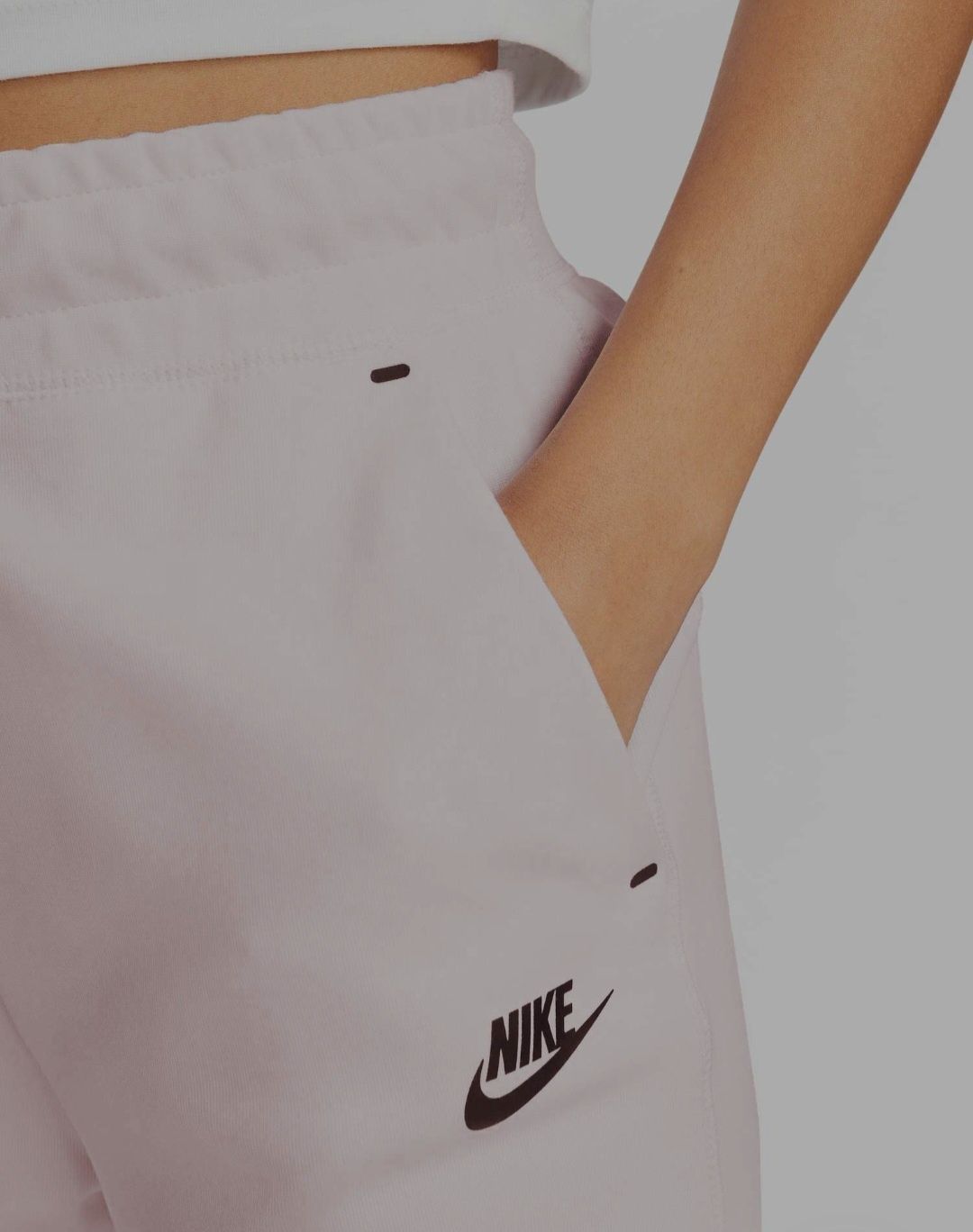 Nike Спортно долнище W TCH FLC ESSNTL HR PNT