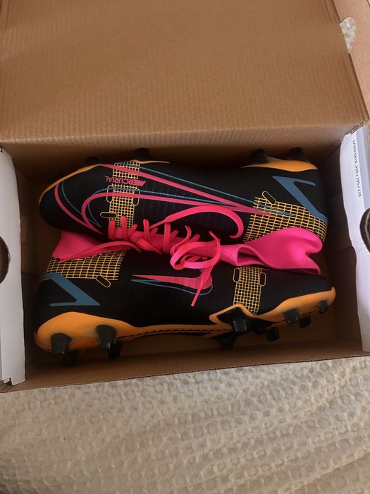 Ghete fotbal Nike Mercurial – mărime 42, stare foarte bună