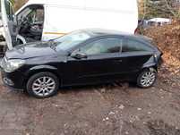 Dezmembrez Opel Astra GTC 1.9 diesel