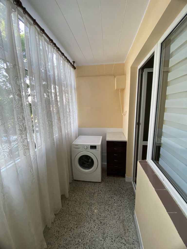 Дава се под наем Тристаен апартамент в Асеновград - 65 кв.м за 306 € - Снимка #14