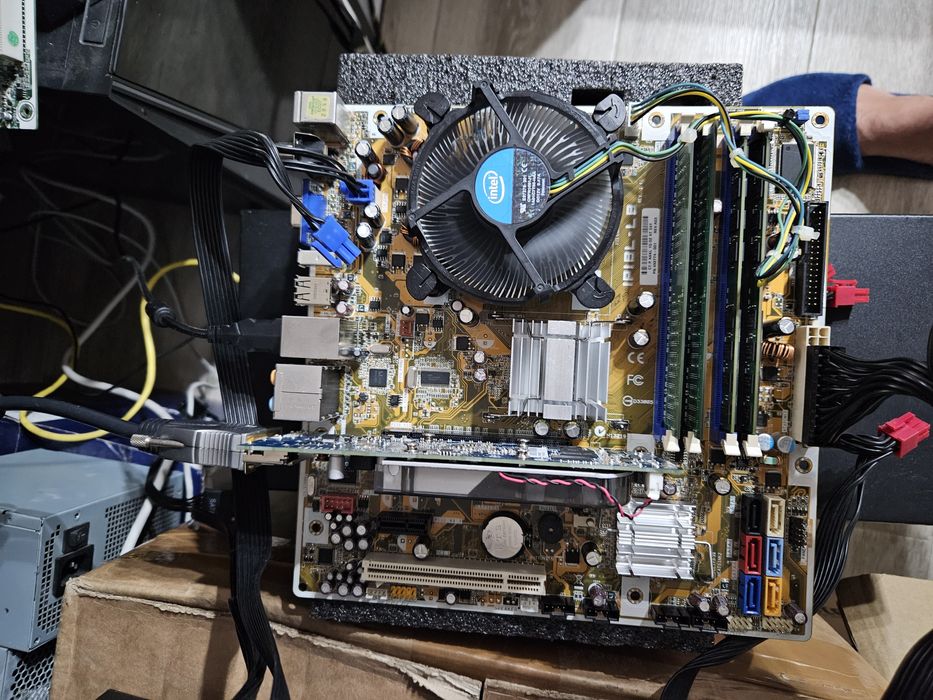 Placa de baza socket 775(q6600)