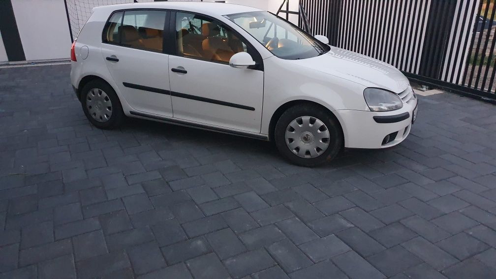 Inchirieri Auto Suceava Rent a Car