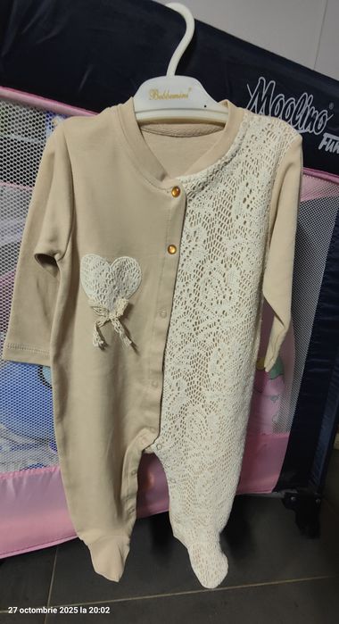 Salopeta noua bebe fetița drăguță si elegantă