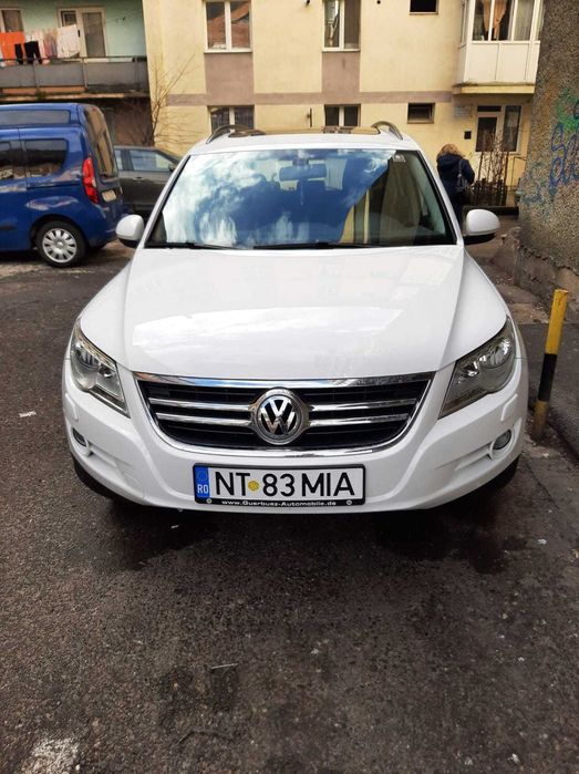 VW Tiguan 2.0 TDI 4x4 permanent • Carte service • Fără accidente