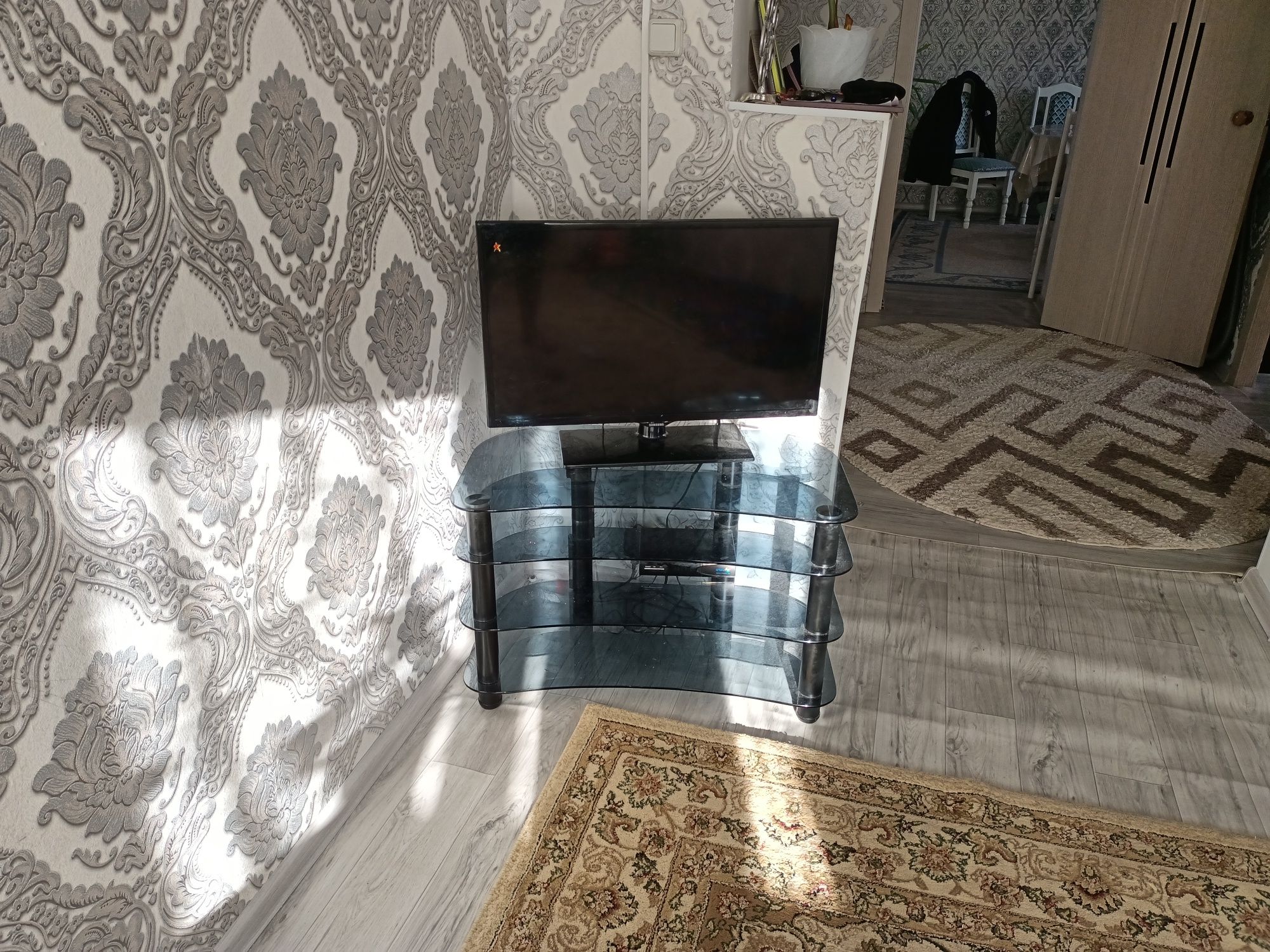 Продам подставку