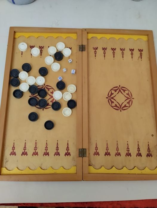 Нарды продам большие