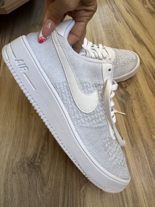 Оригинални мъжки кецове Nike AIR FORCE 1 FLYKNIT 2.0! 44,5 н