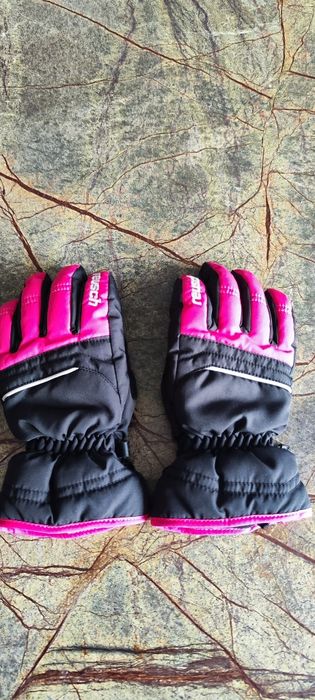 Vând mănuși iarna/schi