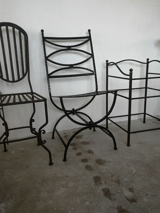 Piese din fier forjat masiv lucrate manual