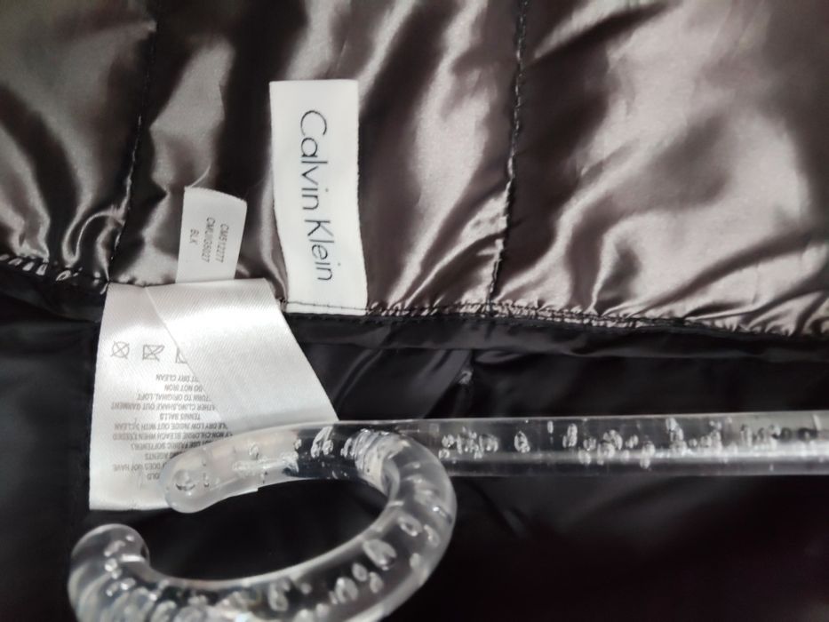 Оригинално мъжко пухено яке (Calvin Klein)