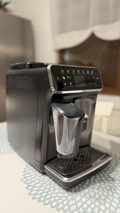 Espressor automat Philips 4300 EP4349/70 15bari