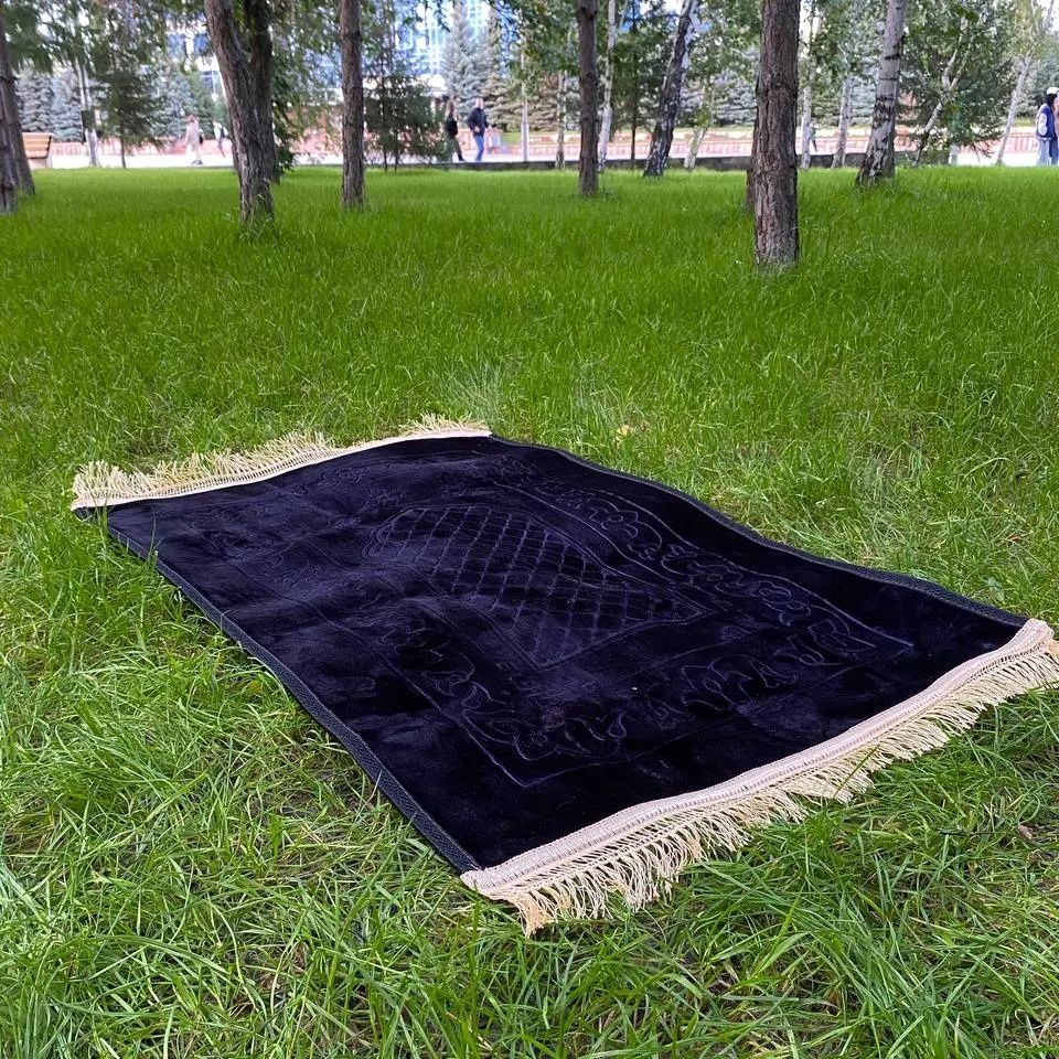 Жайнамаз, Молитвенный коврик
