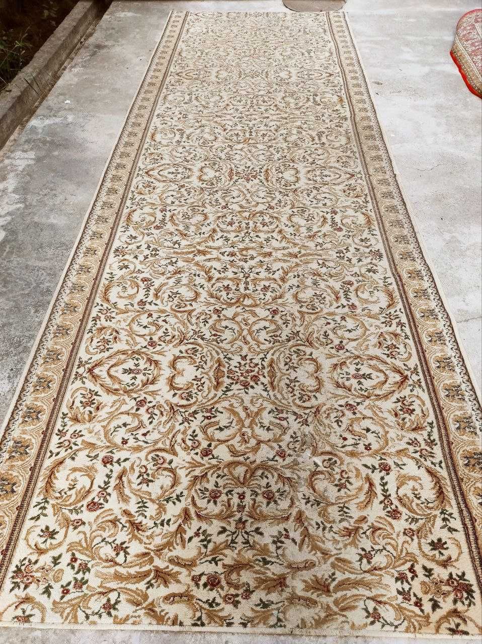 Паласы разных размеров.