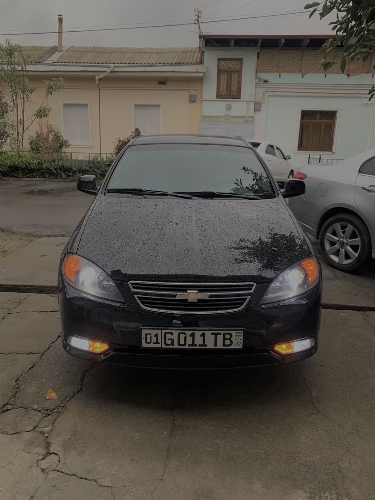 2019 qora jentra  mexanika xolati zor