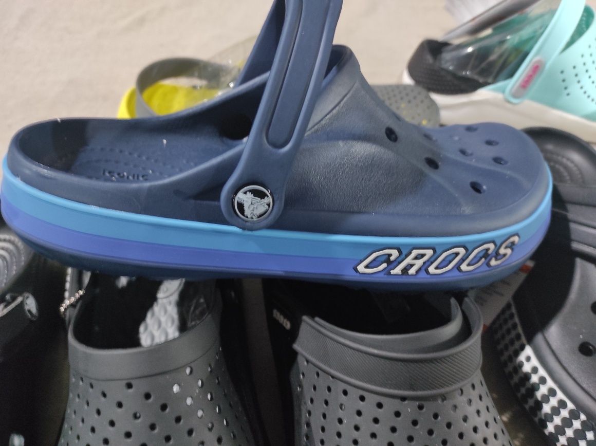 Тапочки Crocs ,  кроксы тапочки и лоферы