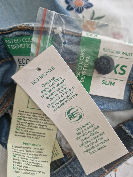 Нови детски дънки Benetton